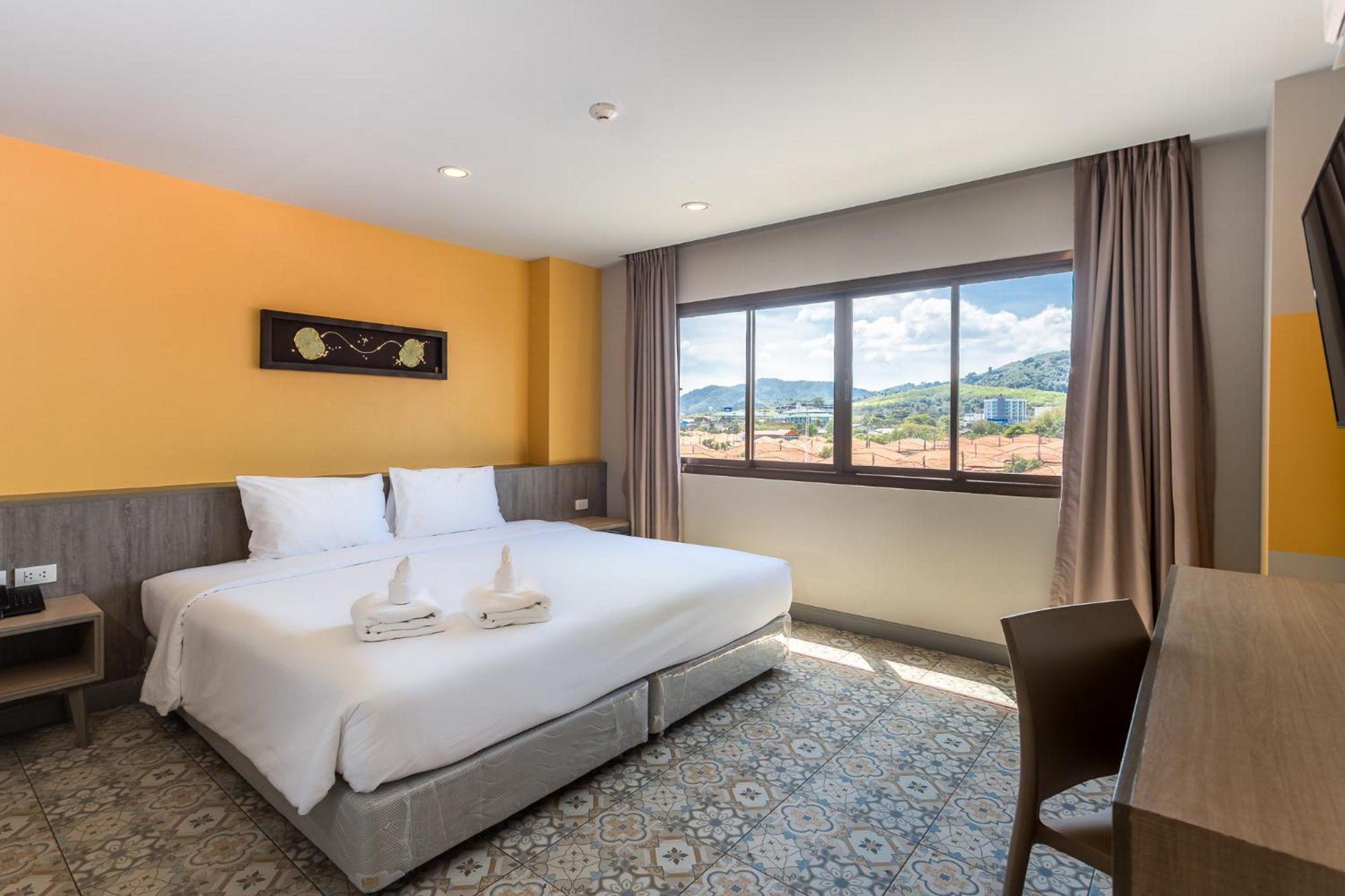 Recenta Suite Phuket Suanluang Eksteriør bilde