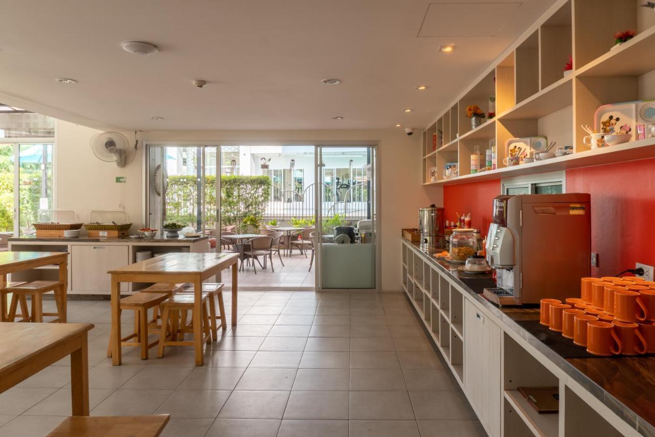 Recenta Suite Phuket Suanluang Eksteriør bilde